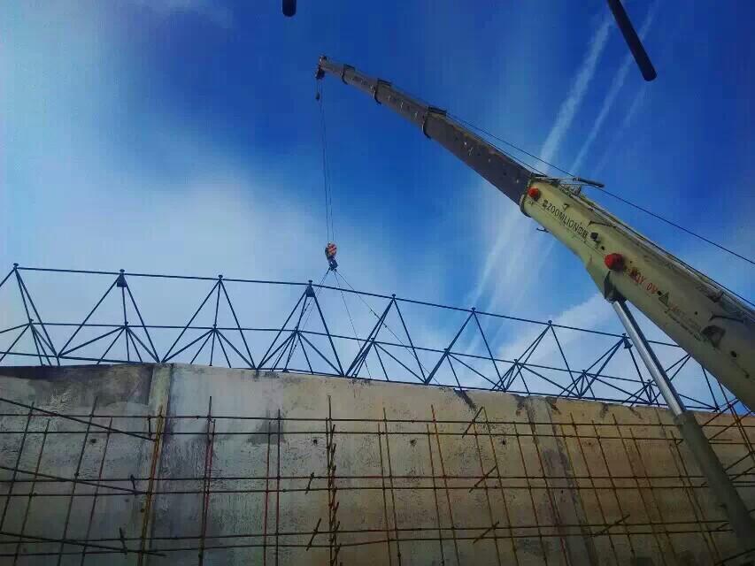 万宁食堂网架结构工程