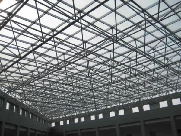 万宁好的网架公司标准有哪些？